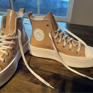 Converse platform high top shoes size 7.5